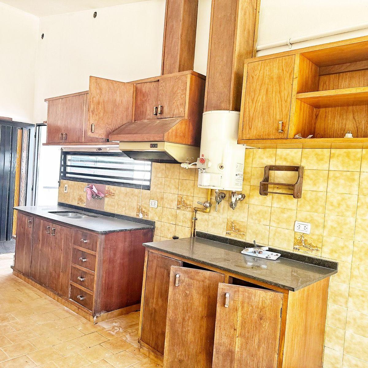 10133 - Casa en Venta Oportunidad Carlos Paz 4