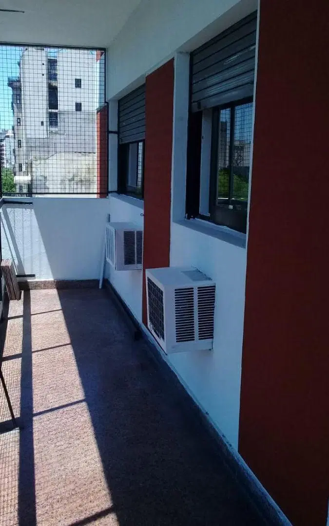 3 AMBIENTES FRENTE CON BALCON CORRIDO 5
