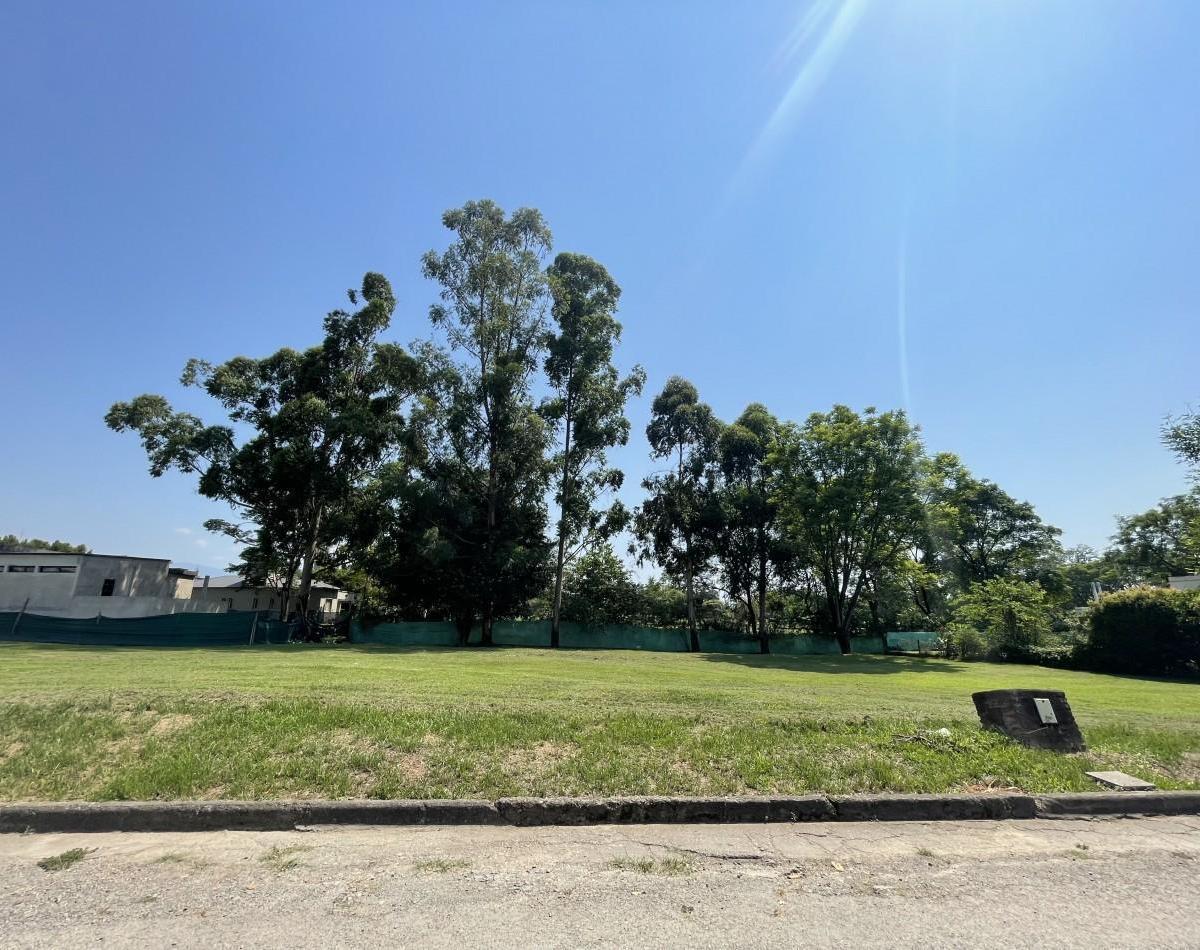 Country del Pilar, Yerba Buena 2