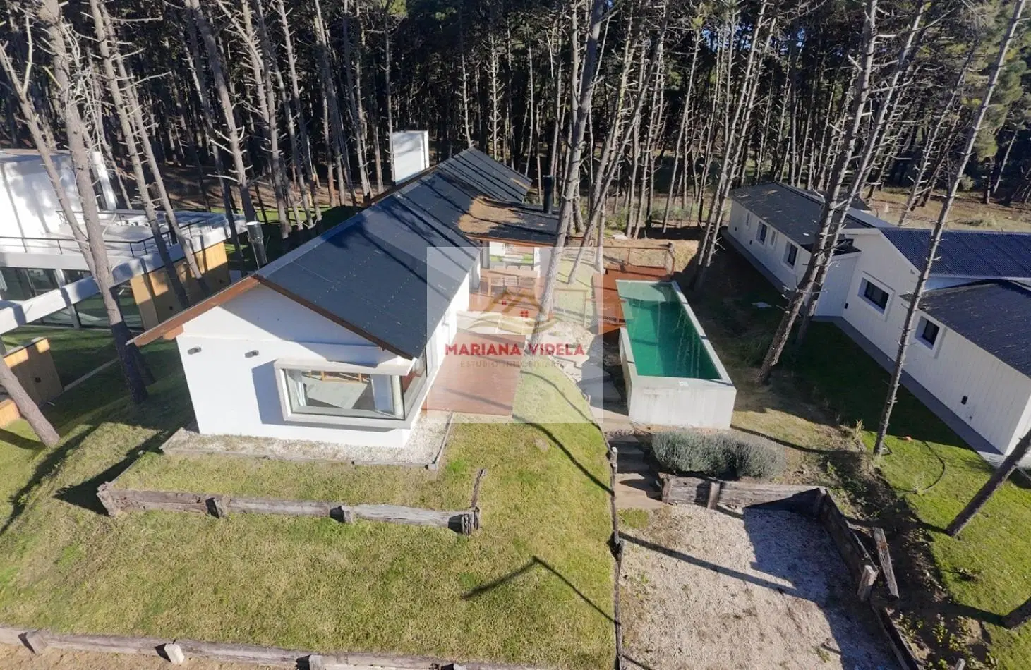 Casa en venta en Pinamar. Barrio Pioneros Pinamar. Equipada y amoblada! 2