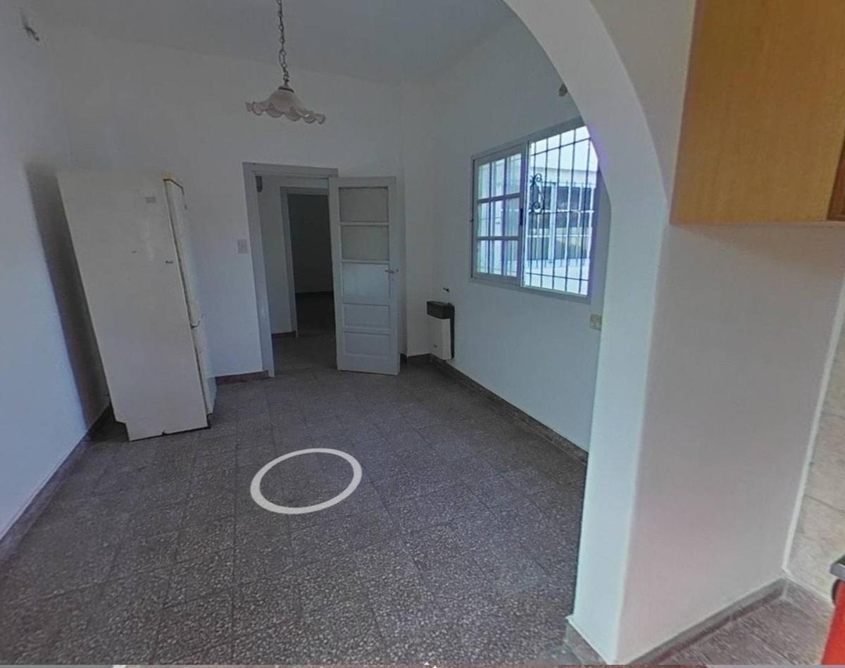 Casa 7 amb, doble entrada y doble patio, cochera, 2 plantas