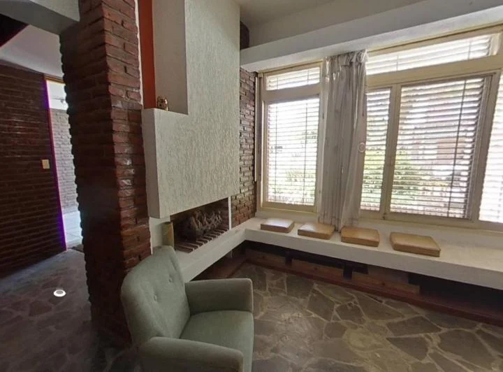 Casa en 2 plantas, Villa Lynch.201 m2, 3