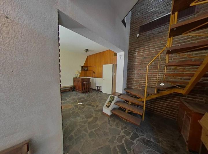 Casa en 2 plantas, Villa Lynch.201 m2, 4