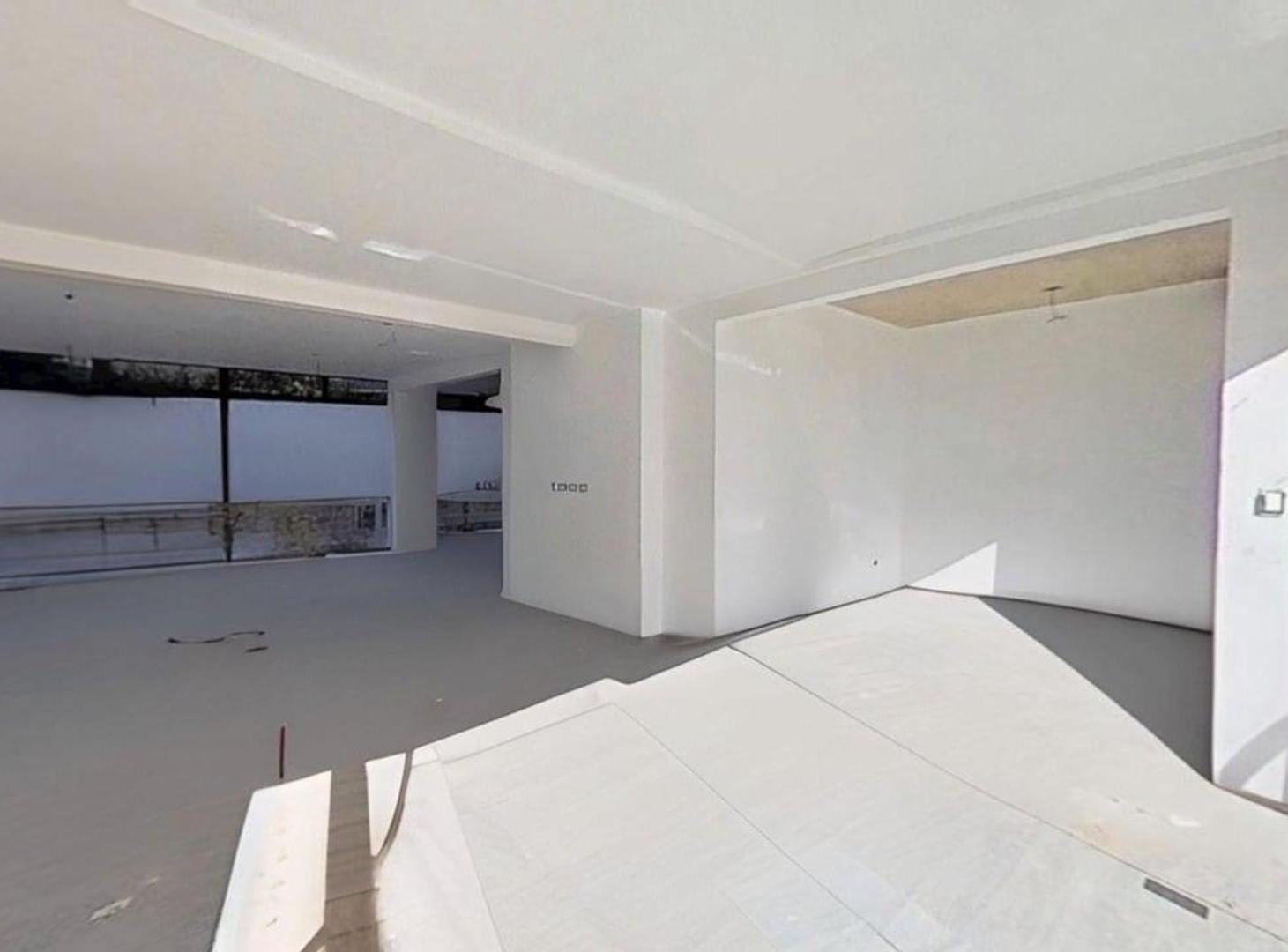 Foto de LOCAL COMERCIAL 158 m² A ESTRENAR FRENTE VIDRIADO Y PATIO, imagen 5