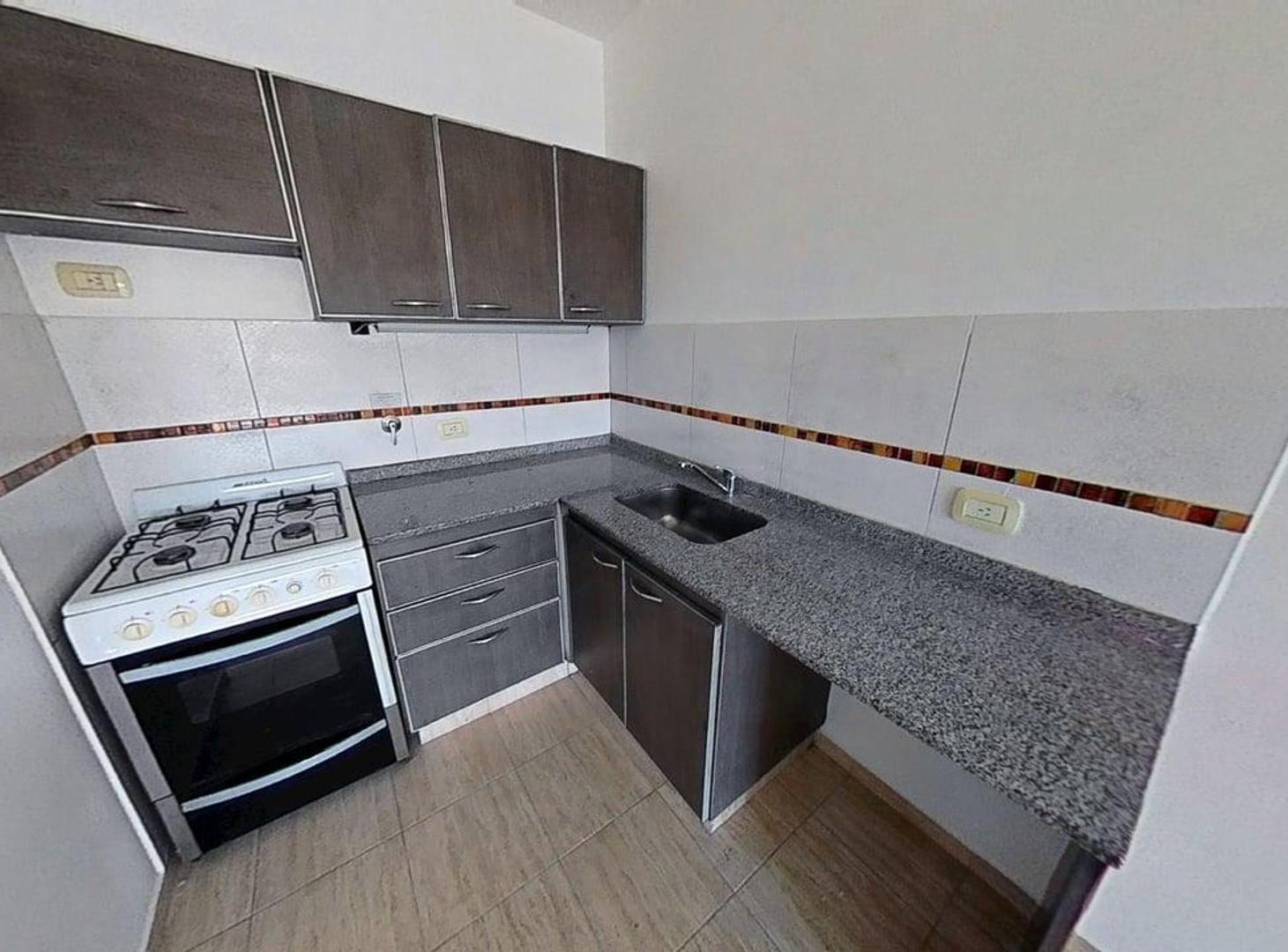 Foto de Amplio Monoamb con Gran Balcón + Cochera | 38 m² | Piso Alto, imagen 1