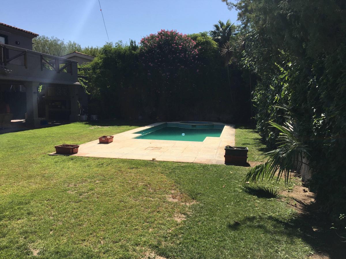 Casa en Venta Barrio Dalvian 4