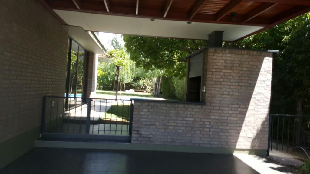 Casa en Venta Barrio Pueyrredon 4