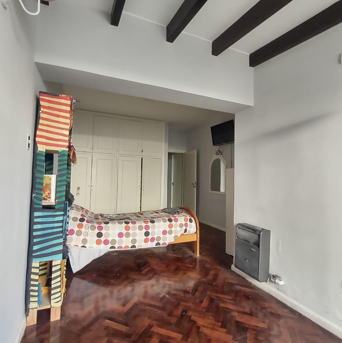 Casa Sexta Sección, Una Planta, 3 Dorm., 2 Baños, Jardín, Bicochera 5