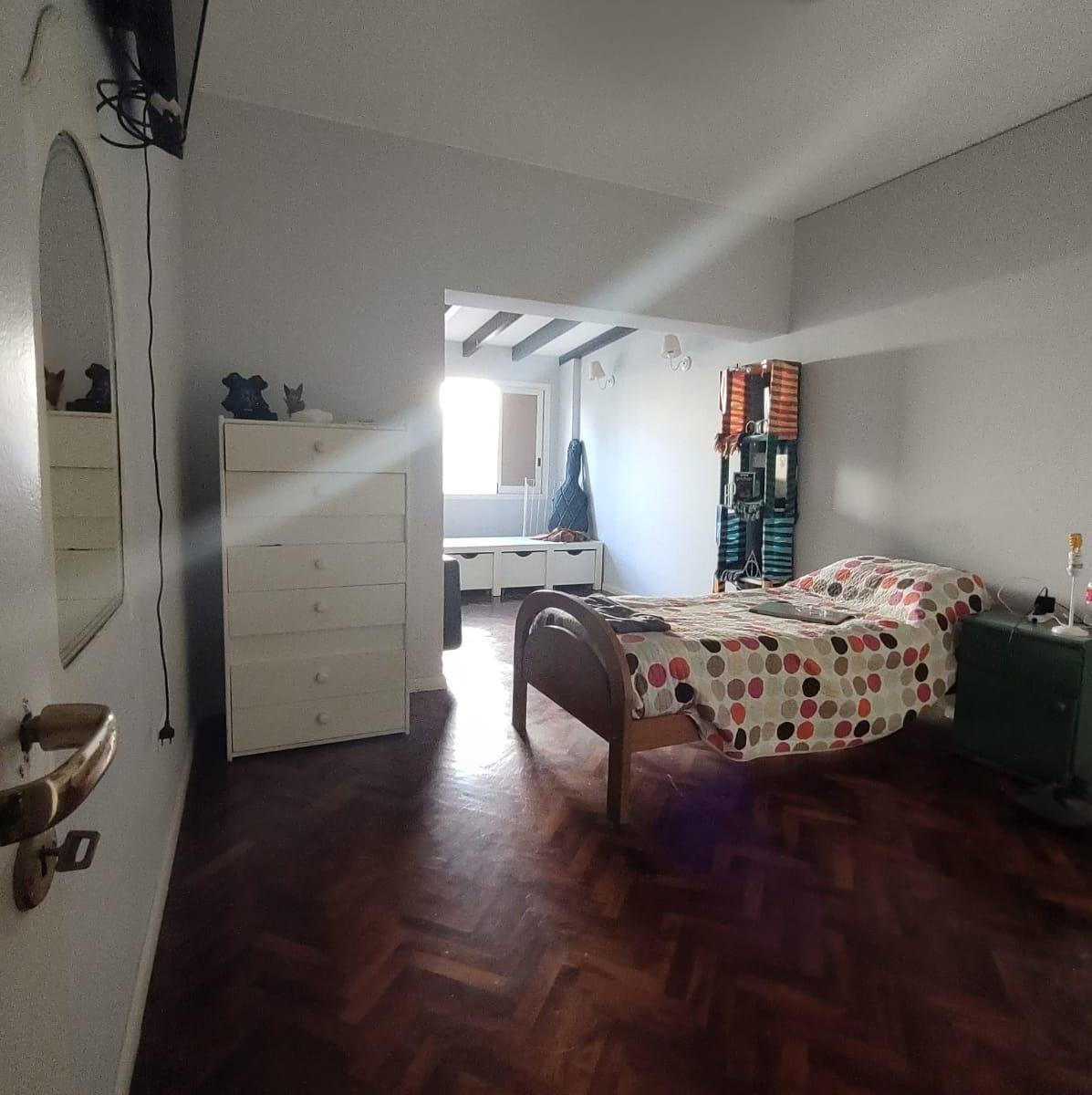 Casa Sexta Sección, Una Planta, 3 Dorm., 2 Baños, Jardín, Bicochera 2
