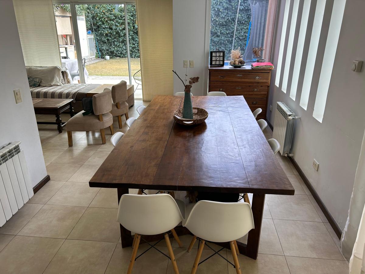 Casa Barrio Dalvian, 2 Plantas, 3 Dorm, 3 Baños, Jardín, Piscina