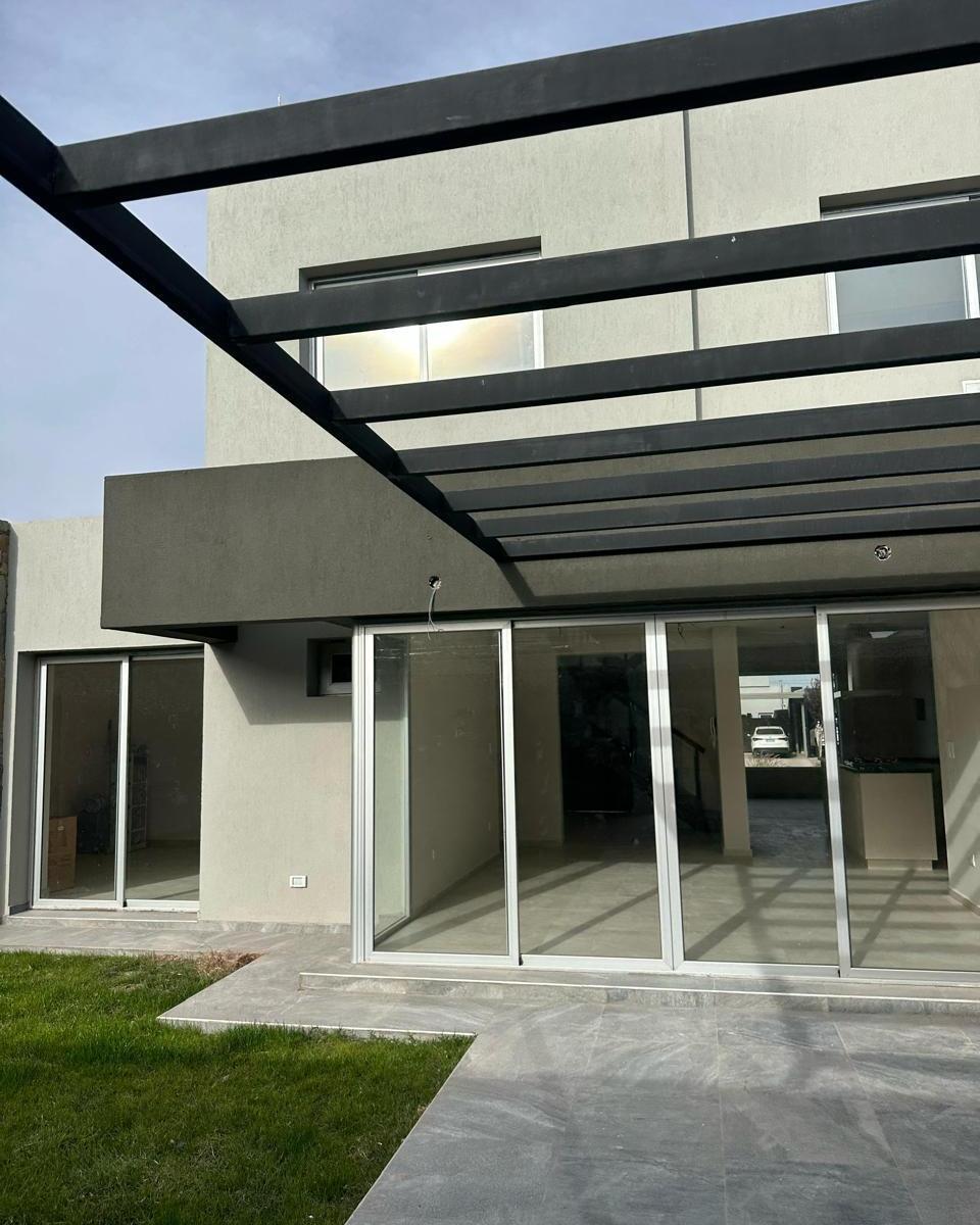 Casa Estrenar, Terrazas Park, Dos Plantas, 3 Dorm, 2 Baños, 2 Cochera 4