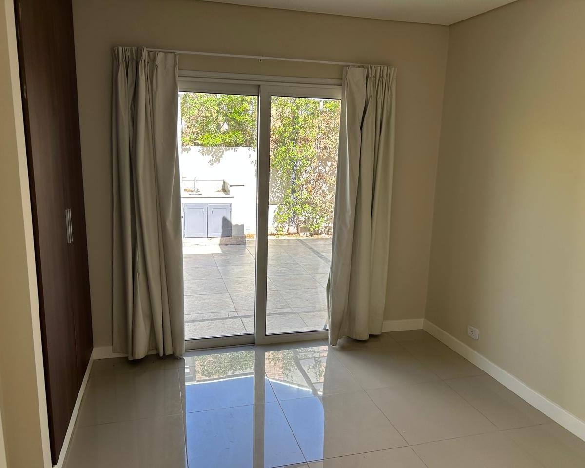 Casa Barrio Dalvian, Una Planta, 3 Dorm, 2 Baños, Calefacción, Jardín, Bicochera 3