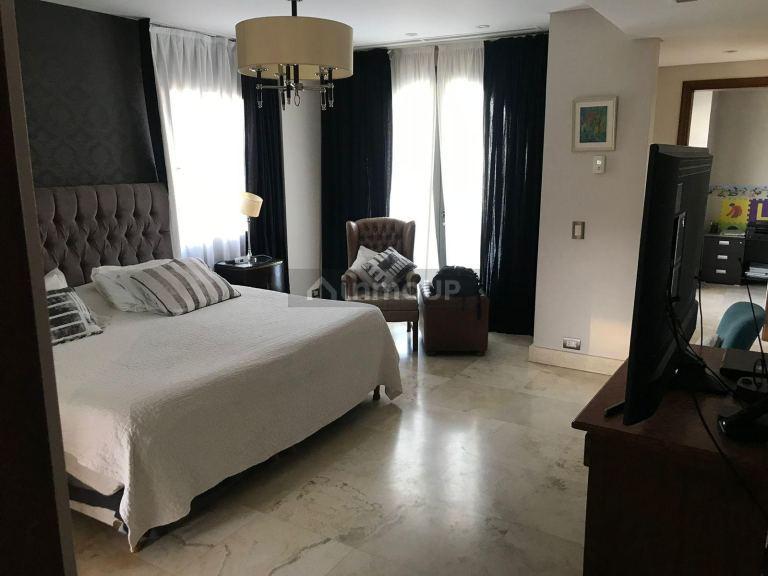 Casa Dalvian, Categoría, 3 Dorm, 4 Baños, Escritorio, Jardín, Cochera, Piscina 4