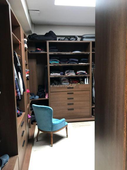 Casa Dalvian, Categoría, 3 Dorm, 4 Baños, Escritorio, Jardín, Cochera, Piscina 3