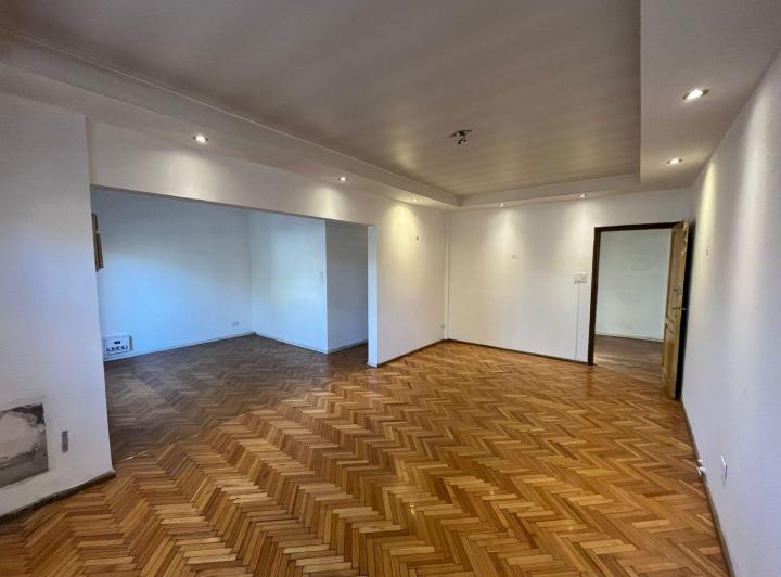 Depto Venta Semipiso 3 Dorm Cuarta Oeste 1
