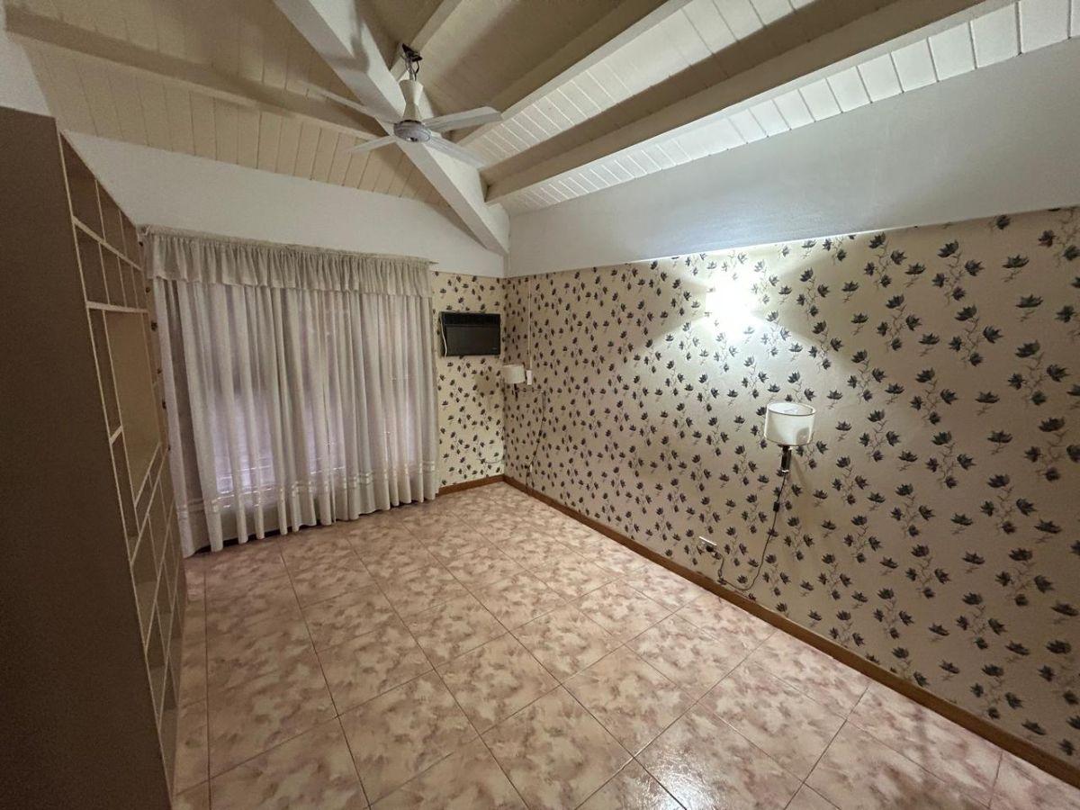 Foto de Alquiler Dalvian, 5 Dorm, 4 Baños, Jardín, Piscina, 4 Cocheras, imagen 4