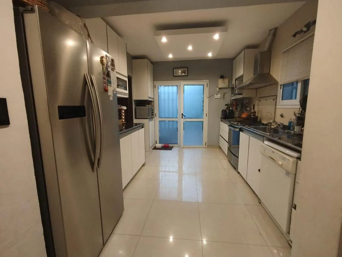 Foto de Excelente Casa Las Heras, 4 dorm, 3 Baños, 2 Coch, Jardín, Piscina, imagen 2