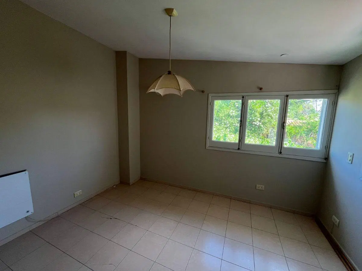 Casa Venta Reciclada 4 Dorm 2 Cocheras Barrio San Ignacio 5