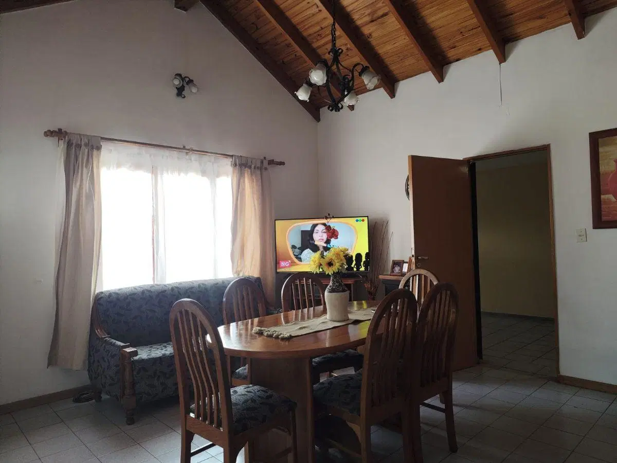 Inmobiliaria DEL AGUILA alquila propiedad en Godoy Cruz. 4