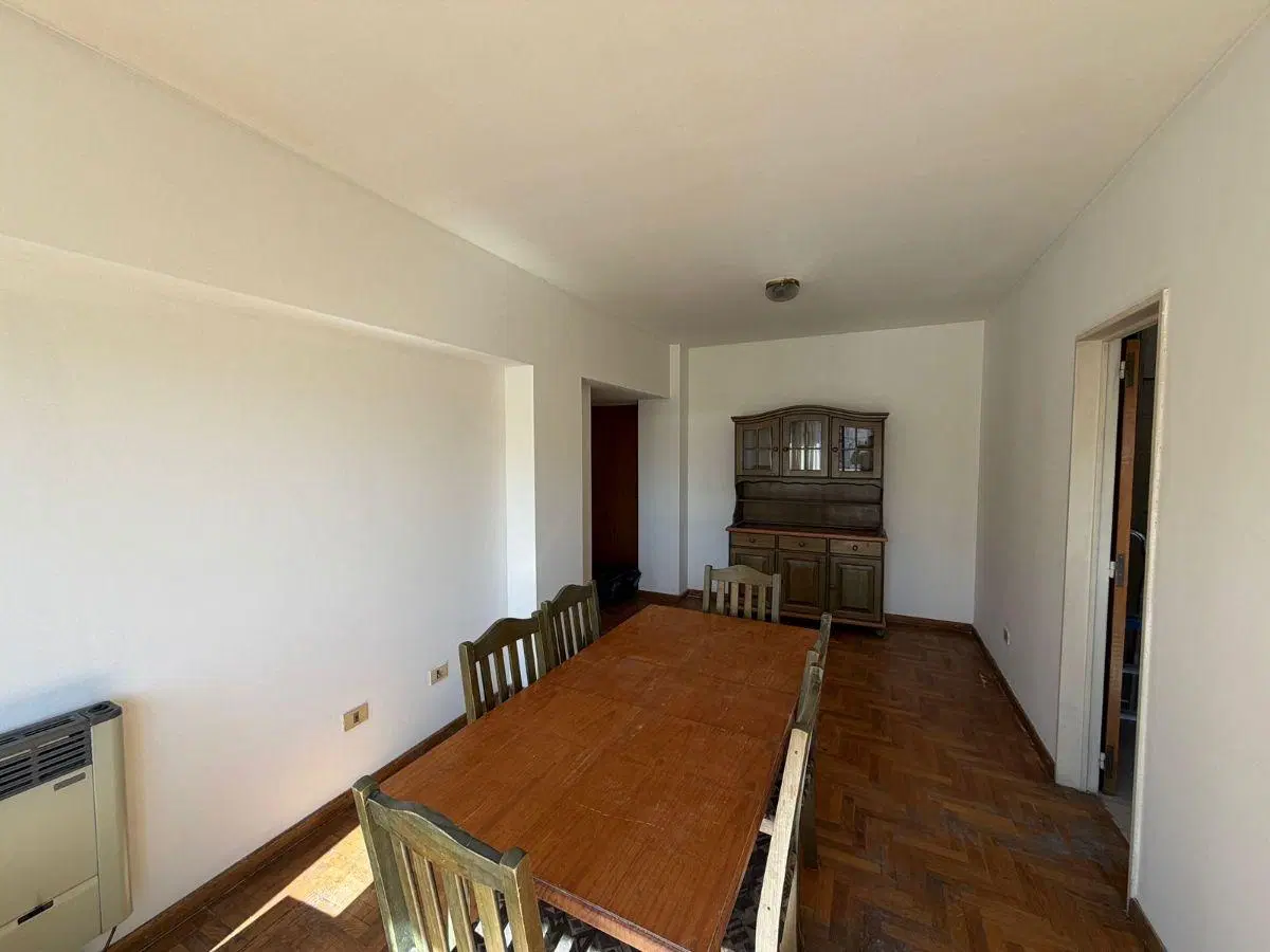 Departamento Amoblado en Alquiler – 1 Dormitorio – España y Rivadavia 3