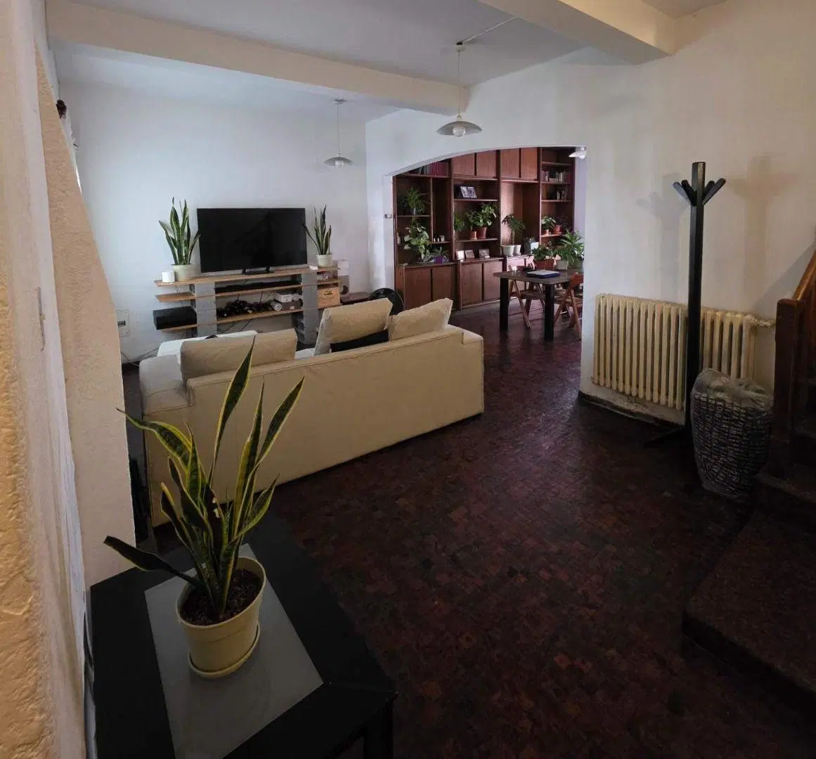 Casa en Venta 4 Dormitorios con Calefacción Central y Patio 2