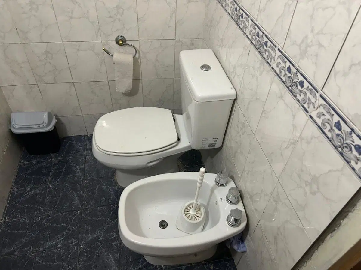 Alquiler Local Comercial, Céntrico, Sótano, Baño, Kitchinette 2