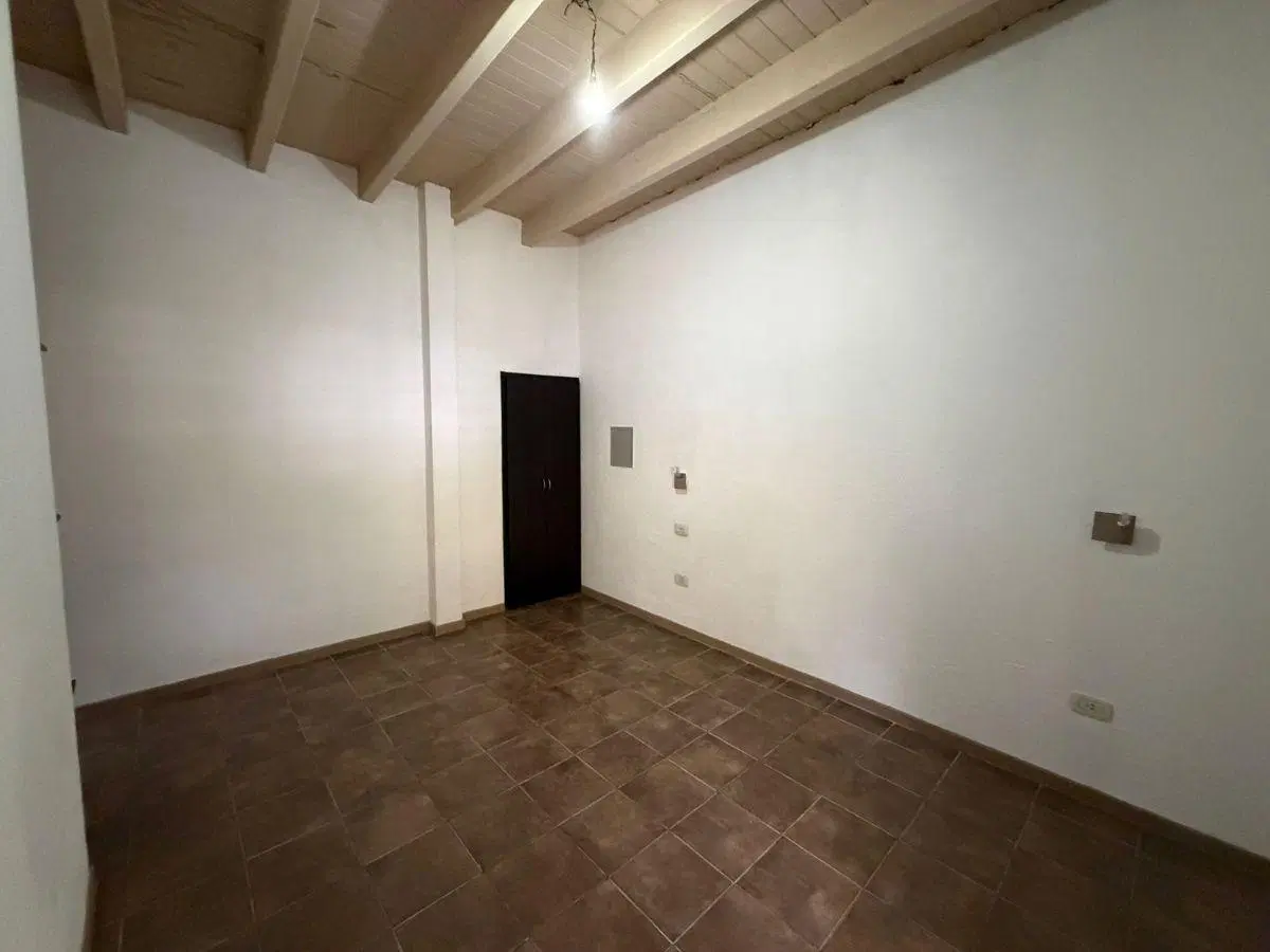Depto Alquiler Cuarta Sección, 1 Dorm, Planta alta, sin expensas 3