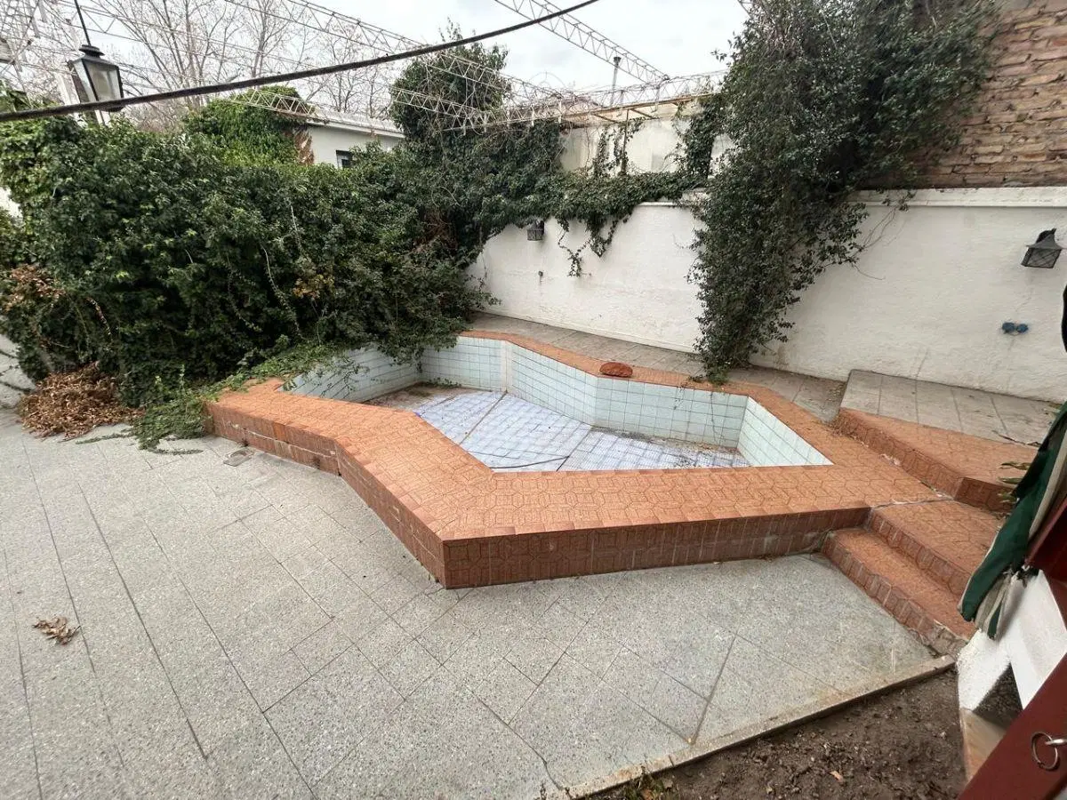 Casa Bombal, 4 Plantas, 6 Dorm, 5 Baños, 3 Cocheras, Pileta, Apta Crédito 2