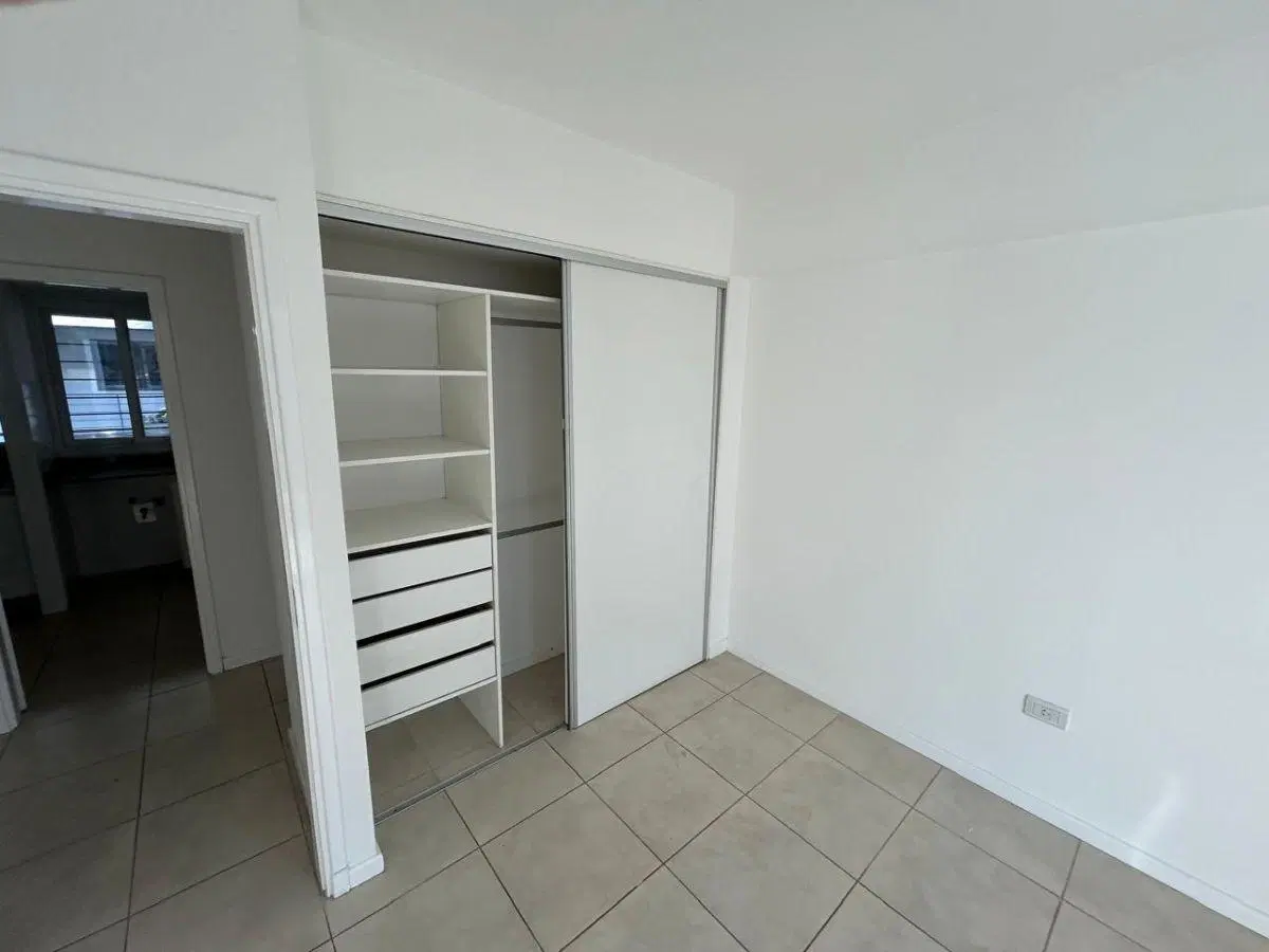Departamento, Bancario, Complejo, 2 Dorm, 1 Baño, Balcón, 2 Cocheras 3