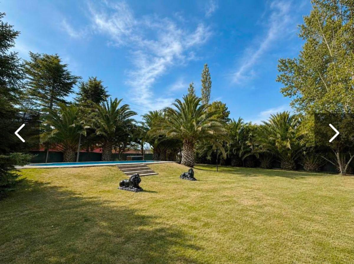 Foto de ESPECTACULAR TERRENO DE 1.500 M² PARQUIZADO CON QUINCHO Y PISCINA – BARRIO LA CAPILLA - VISTALBA, imagen 1