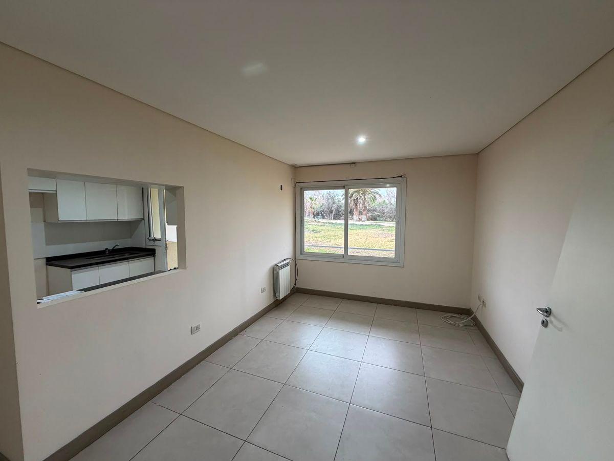 Foto de Departamento en Venta/Alquiler 1 Dormitorio con Cochera – Apto Crédito, imagen 4
