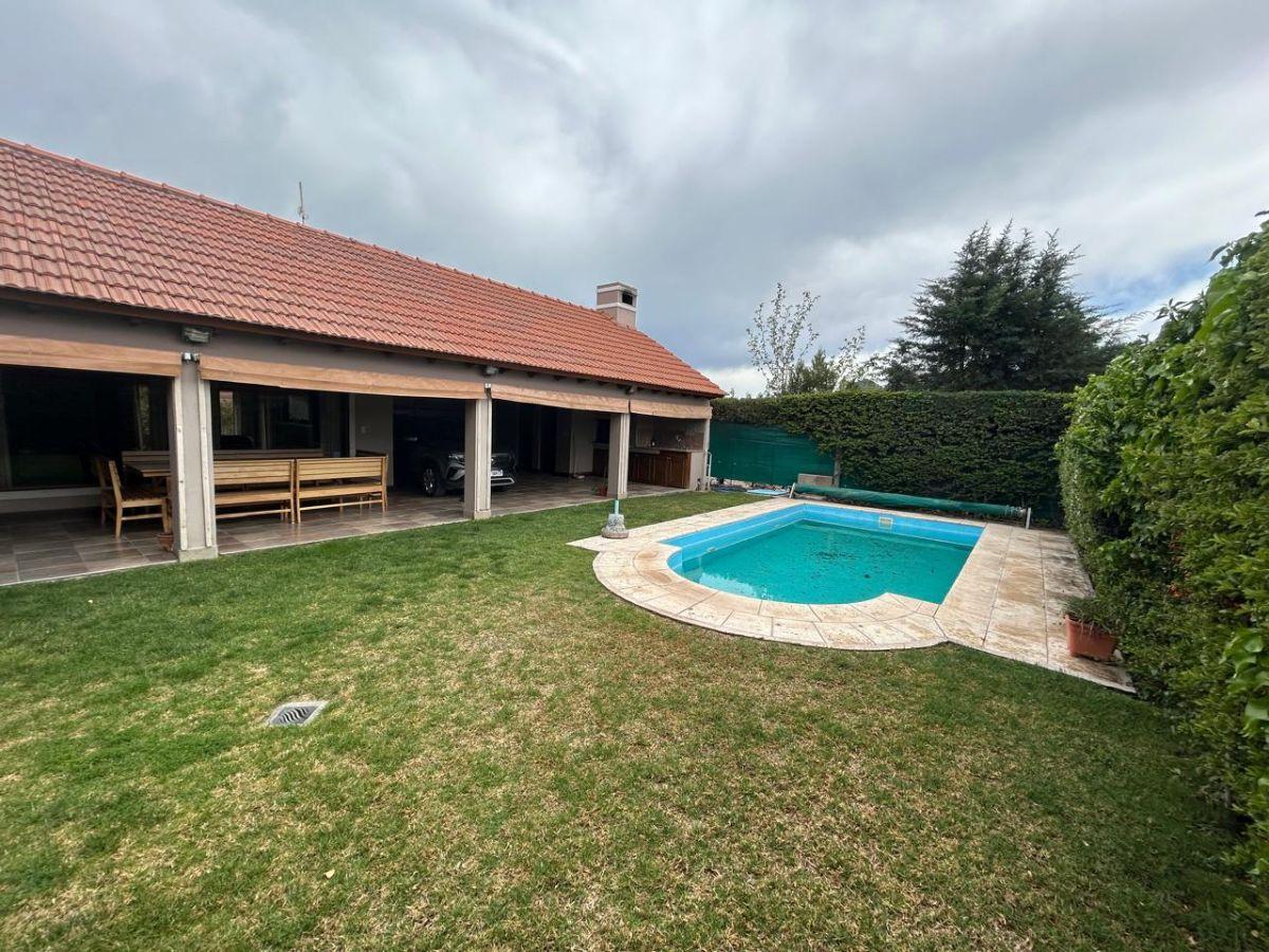 Foto de Casa Puerto Bizantino, Una Planta, 3 Dorm, 4 Baños, 2 Coch, Piscina, imagen 2