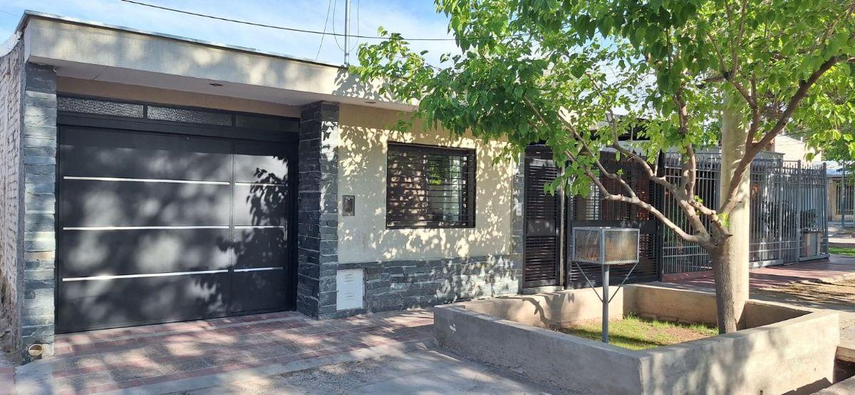 Foto de CASA EN VENTA APTA CREDITO – GODOY CRUZ – MENDOZA, imagen 1