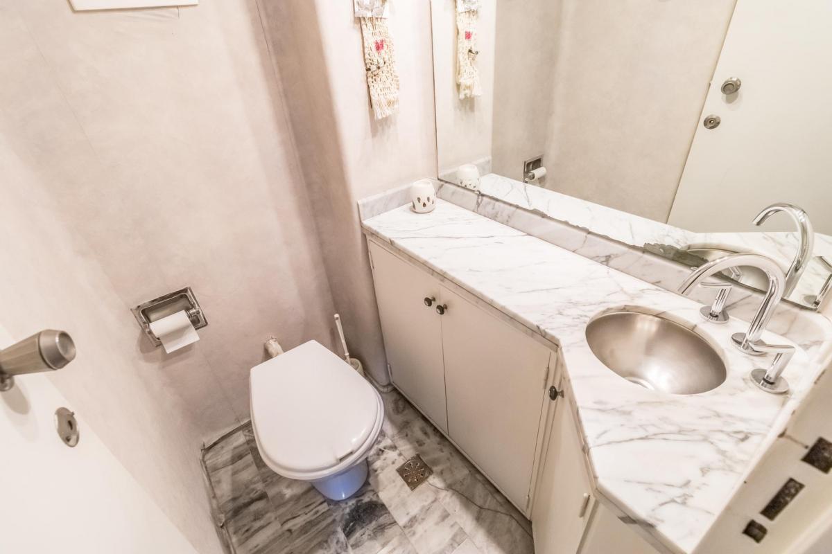 Departamento en Venta de 4 Ambientes en Parque Chacabuco 3