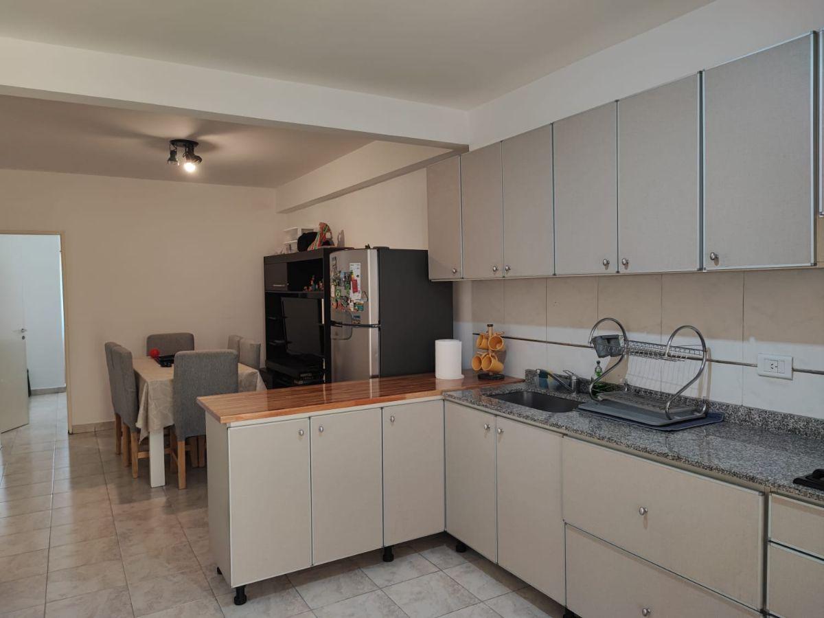 Departamento 4 ambientes en Planta Baja con patio – Parque Chacabuco
