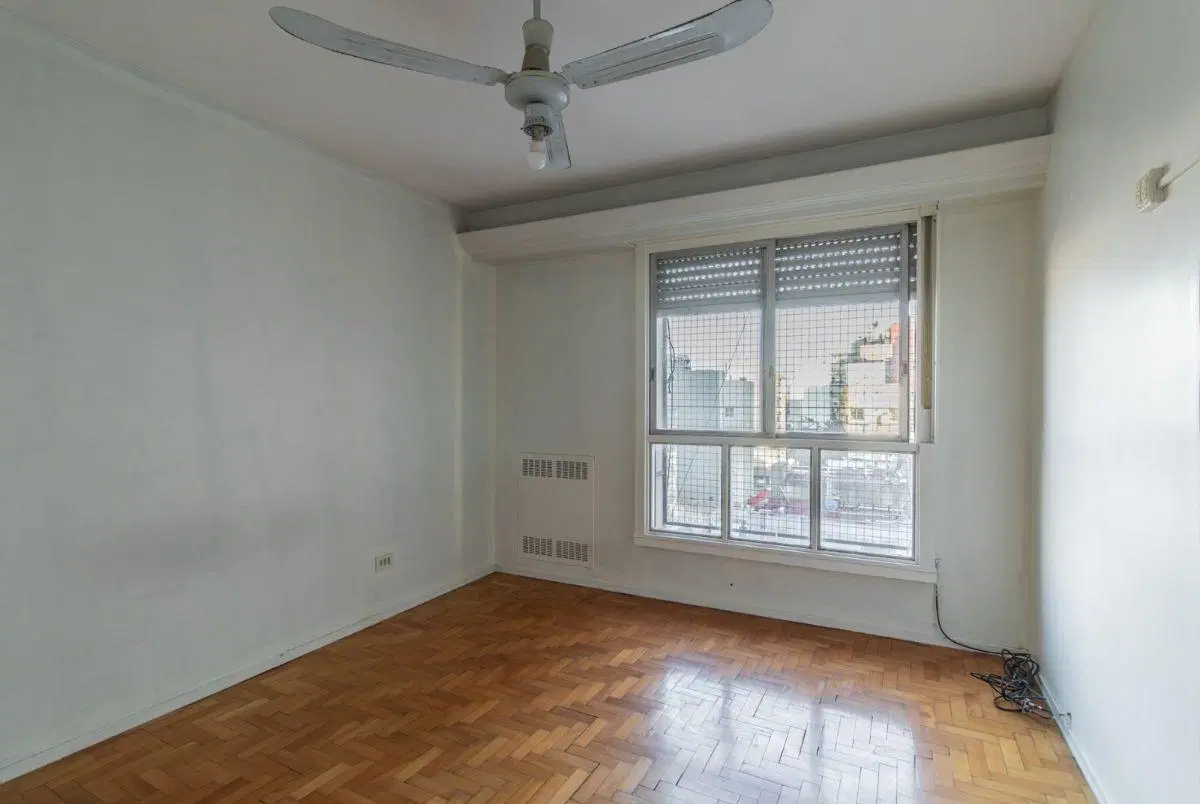 departamento de 3 ambientes luminoso con cocheras y baulera en venta 2