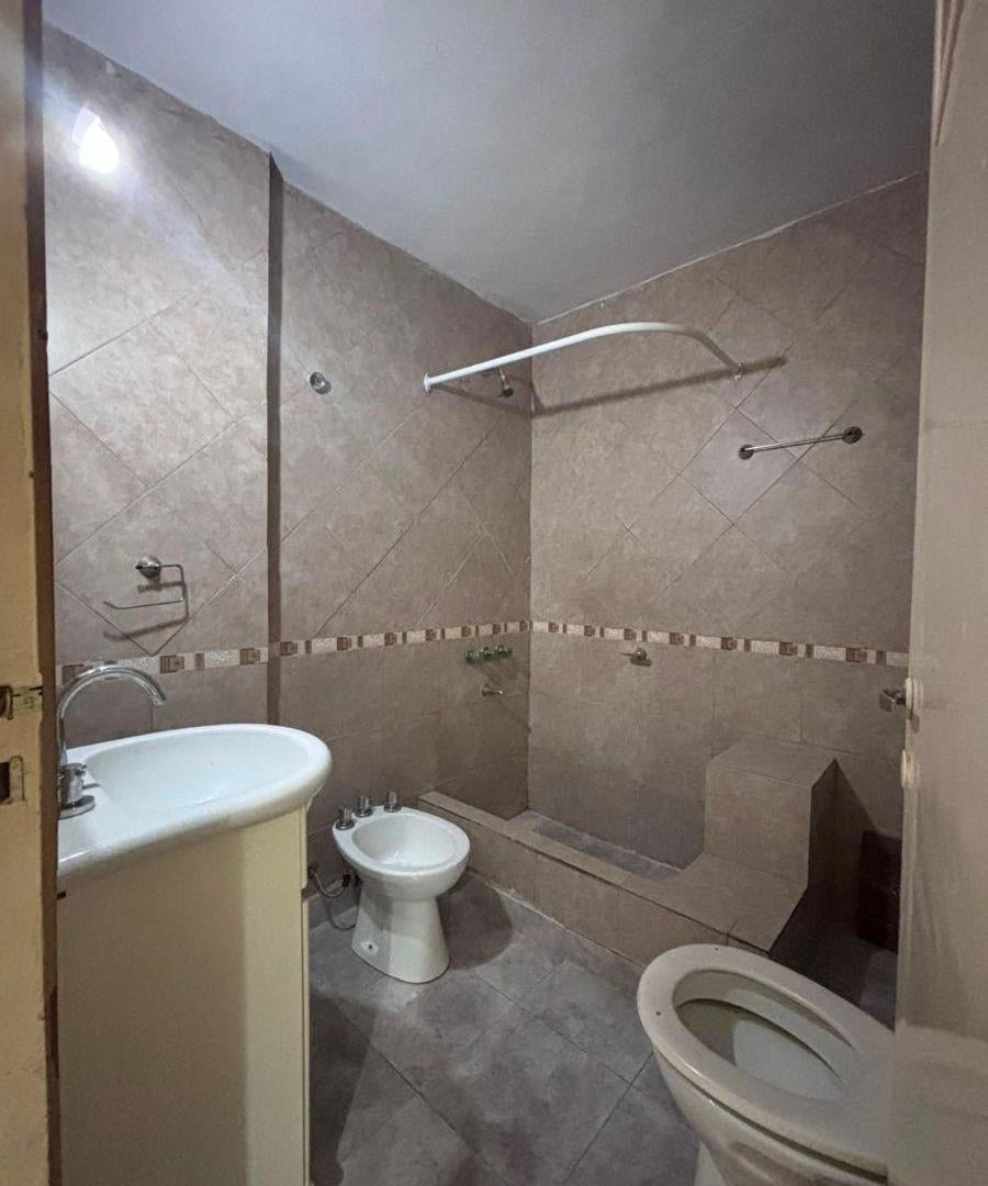 Foto de Alquiler de departamento de 2 ambientes en Almagro, imagen 2