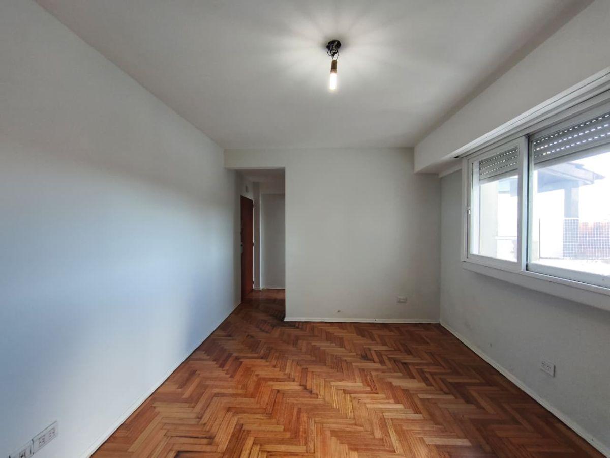 Foto de departamento en alquiler de 2 ambientes con patio en villa general mitre, imagen 5