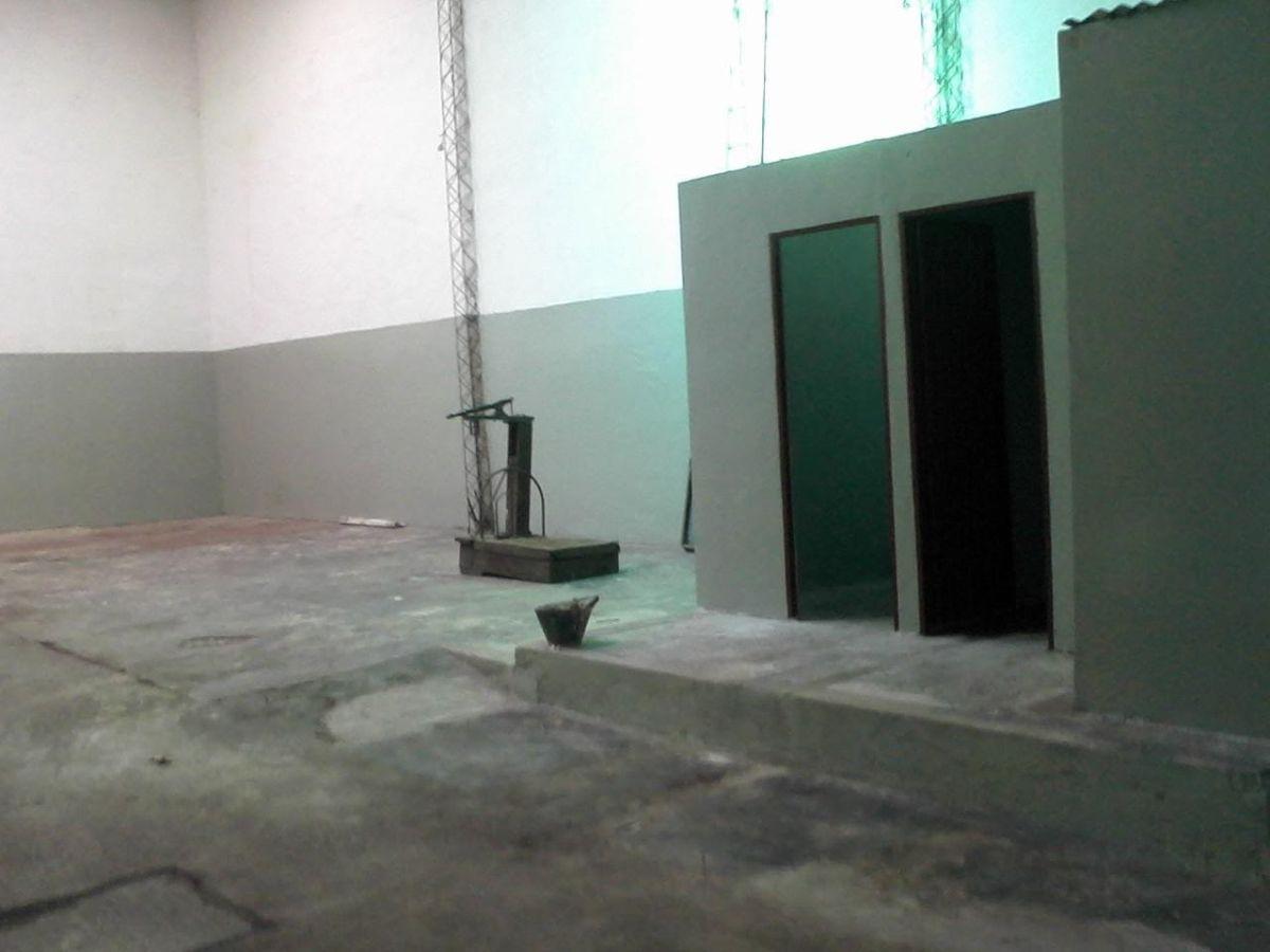 Foto de Galpon en Alquiler de 147 m2 zona industrial, imagen 2