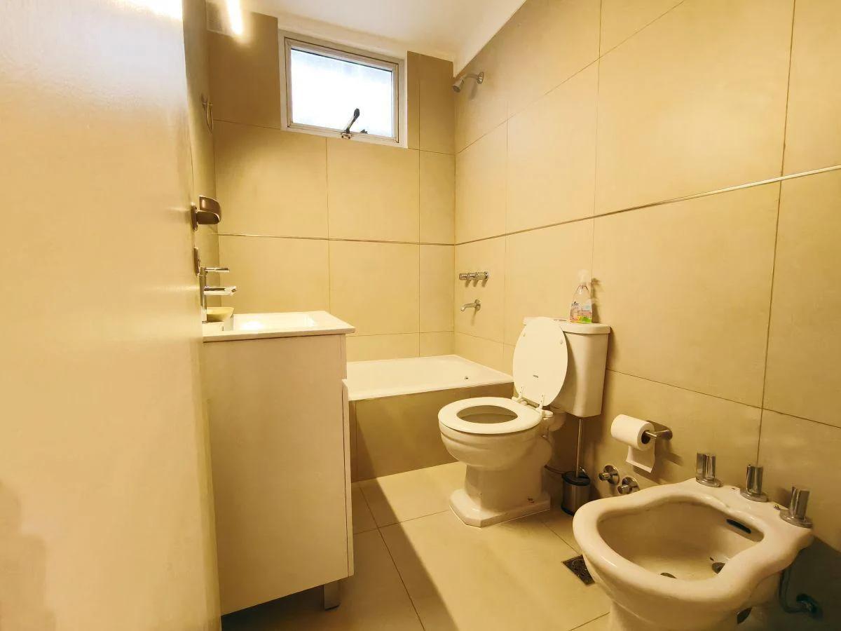 Foto de Venta de Departamento de 3 Ambientes en Flores, imagen 3