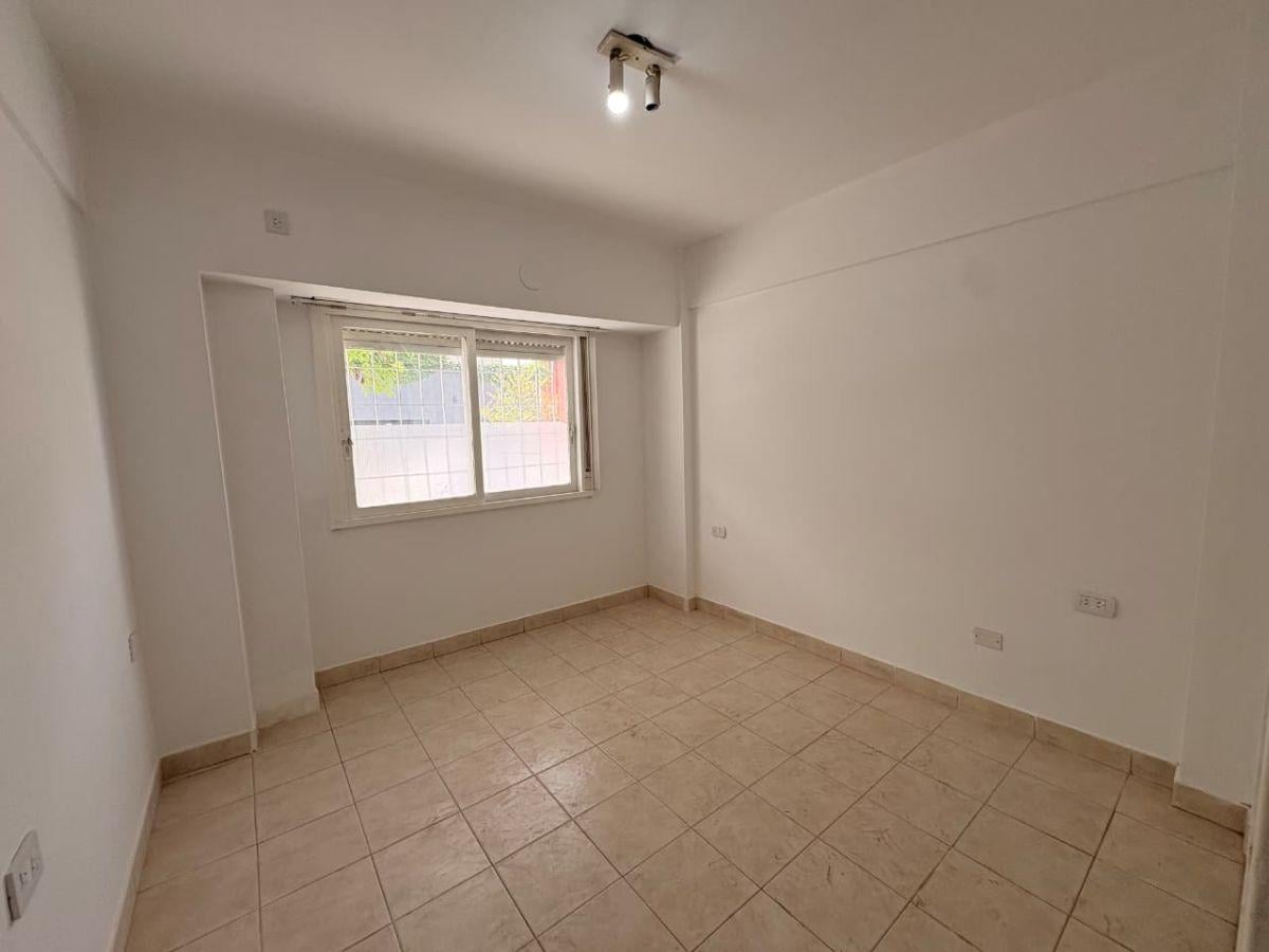 Foto de Alquiler de Departamento de 2 Ambientes con Patio en Villa Urquiza, imagen 5