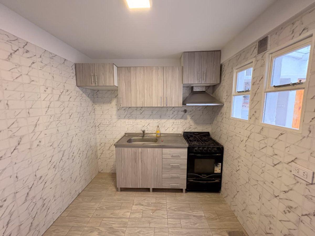 Foto de Alquiler de Departamento de 2 Ambientes con Patio en Villa Urquiza, imagen 3