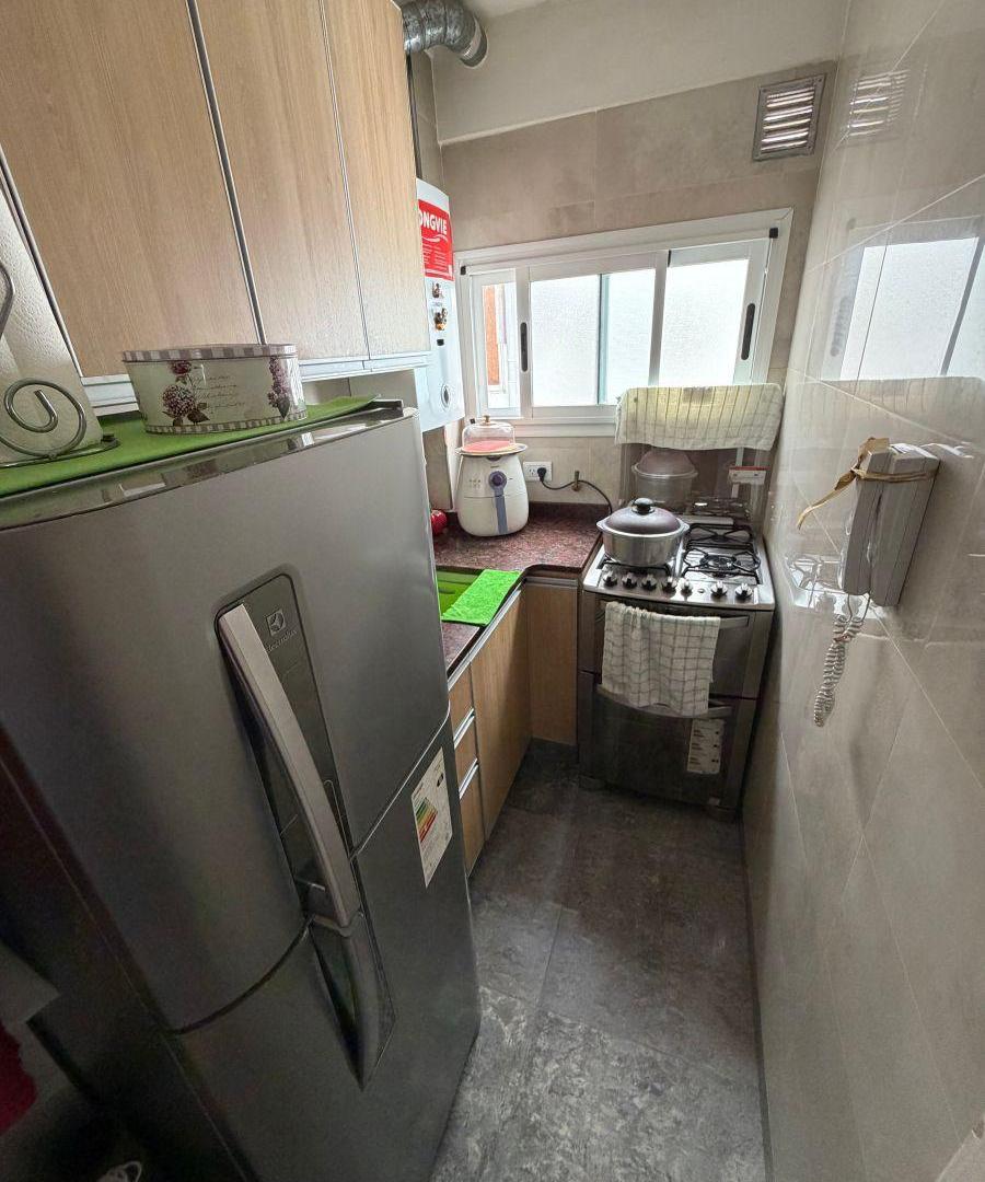 Foto de Departamento refaccionado en venta. Ideal para rentabilidad. A una, imagen 5