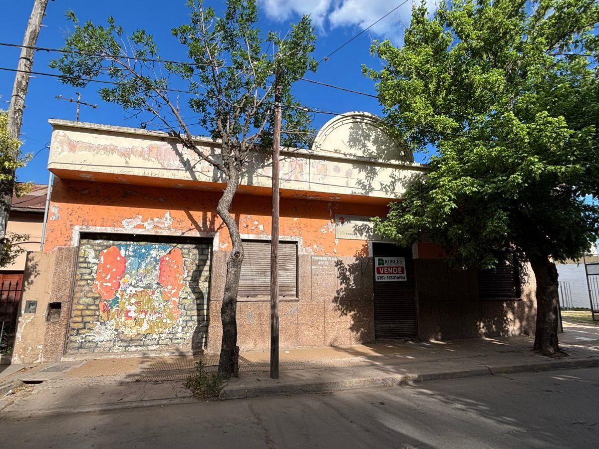 VENTA INMUEBLE CÉNTRICO COSQUIN