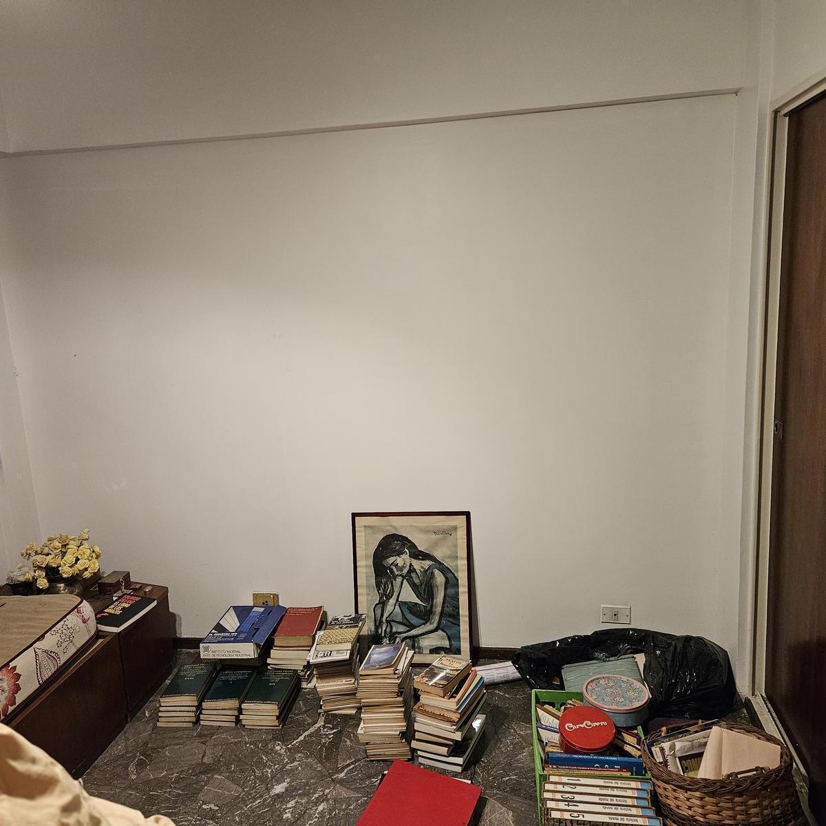 Imponente Propiedad a Pasos de Av, Jujuy, Av Juan de Garay, Acceso Autopista, Barrio Residencial. 3
