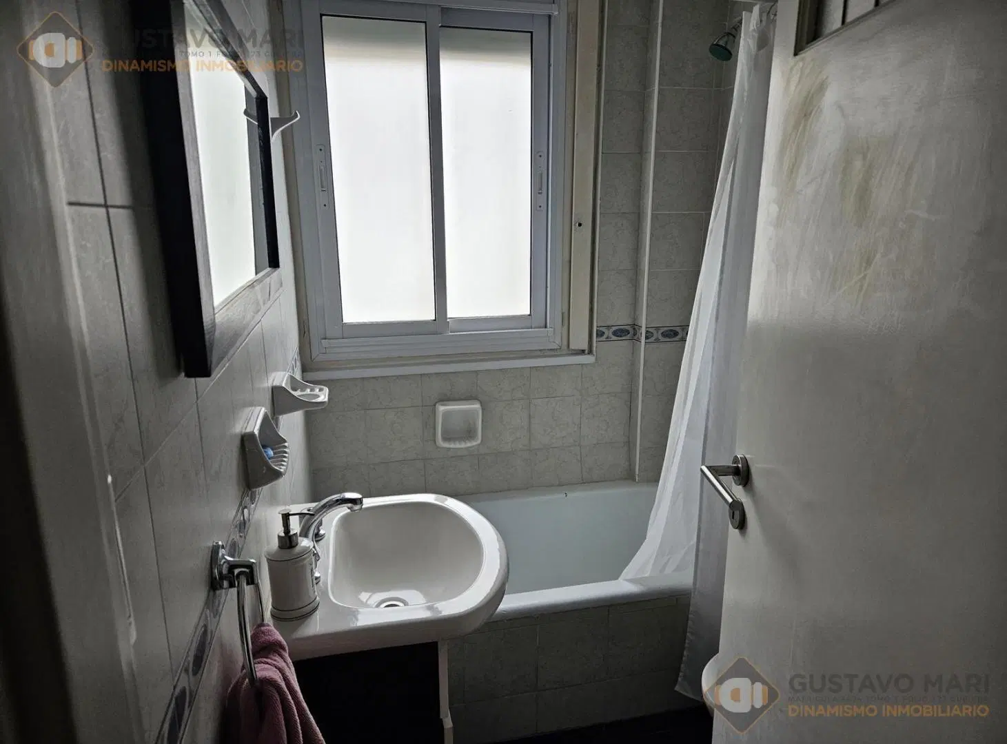 Departamento vista abierta. 2 ambientes .apto profesional o vivienda. Impecable. 4