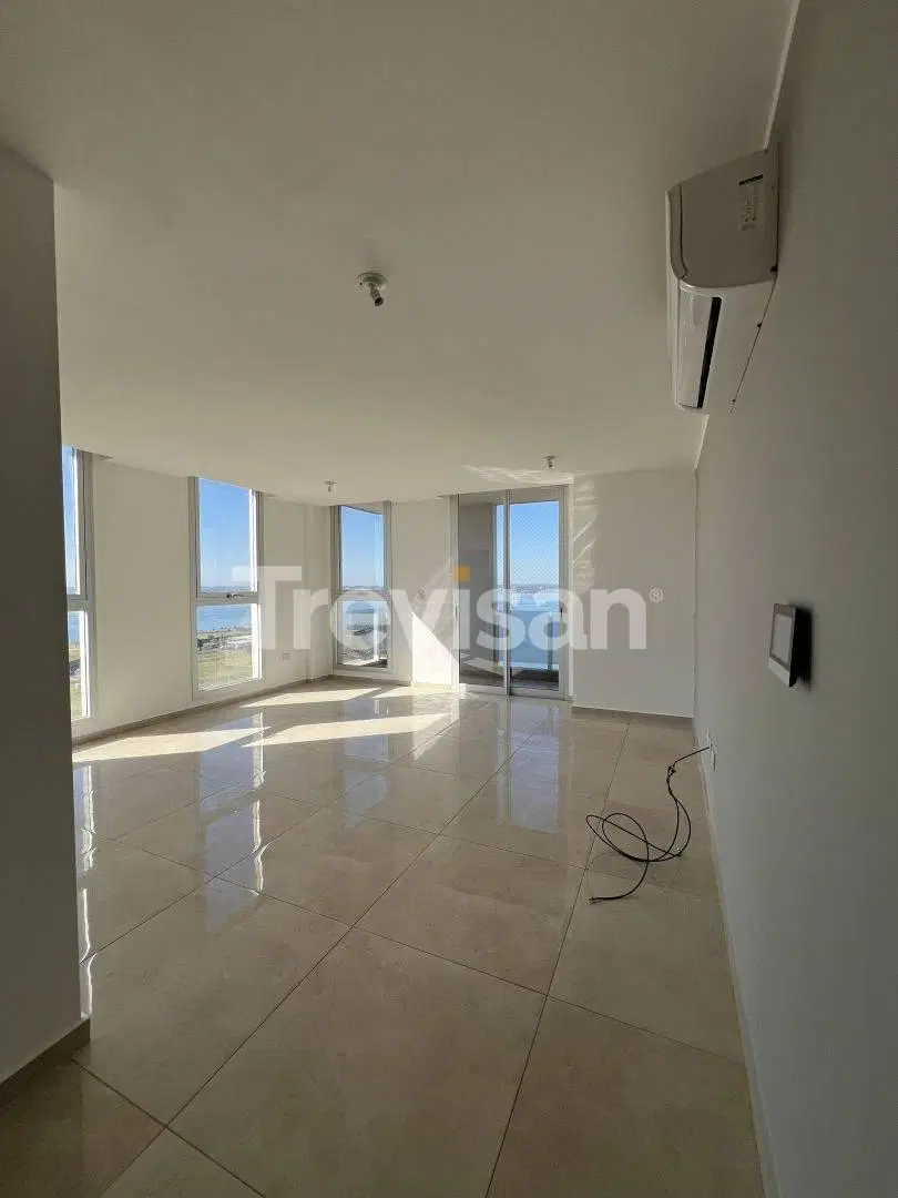 Departamento 2 dormitorios. | Av. Trincheras de San José 993 5