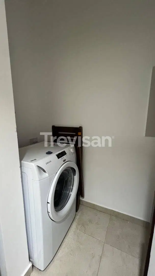 Departamento 1 dormitorio. | Av. Trincheras de San Jose 993 3