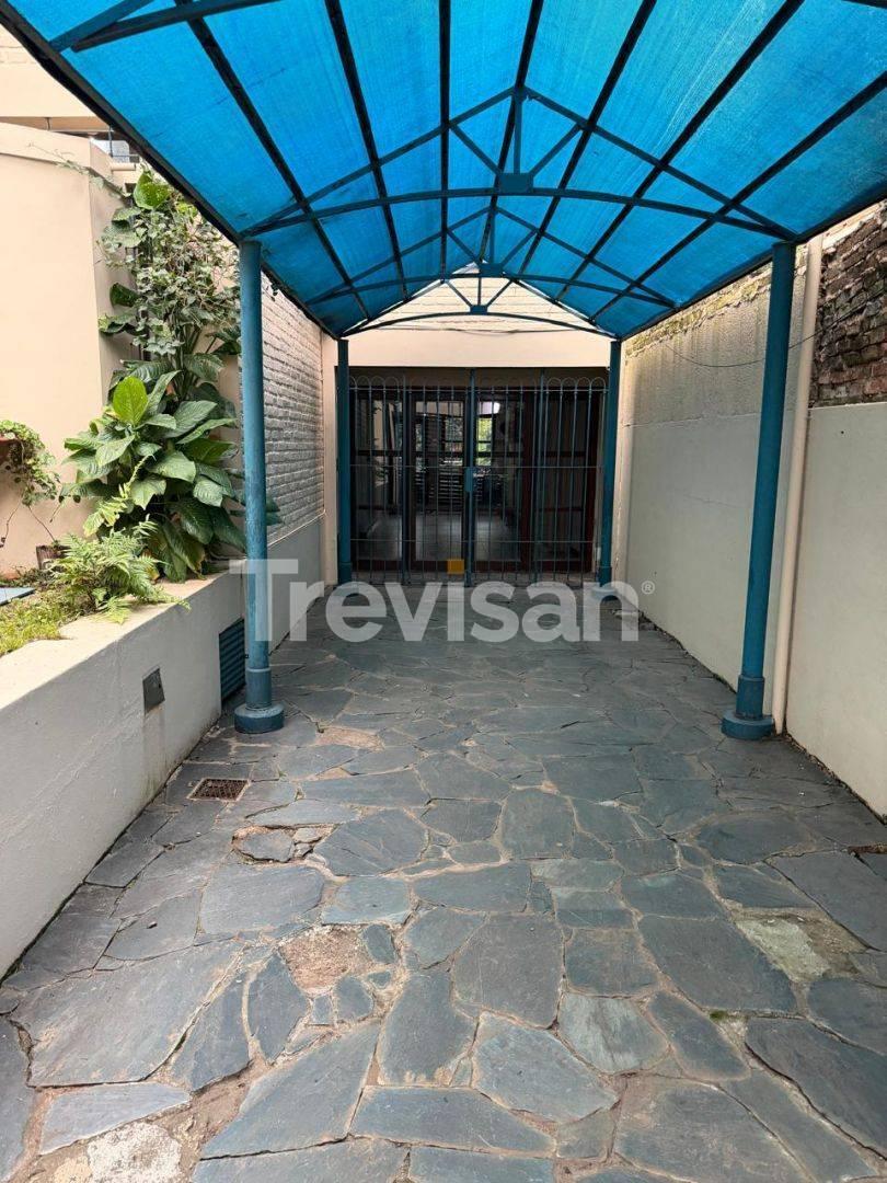 Foto de Casa 10 ambientes 5 dormitorio. | Av. Urquiza, imagen 5