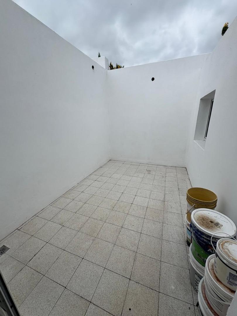 Foto de DEPARTAMENTO DE PASILLO DOS DORMITORIOS - LOTE 6, imagen 4